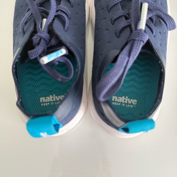 Native Monaco Low Slip On Boys Shoes Blue Size 9 - Picture 10 of 12